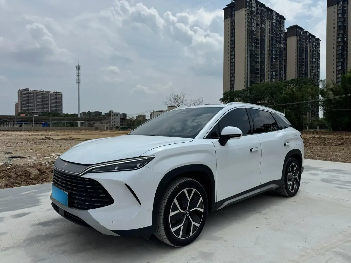 2024 BYD SongL DM-i 1.5L 101HP L4 E-CVT PHEV 26.6KWH