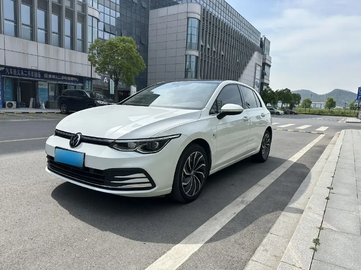2021 Volkswagen Golf 1.4T 150HP L4 7DCT