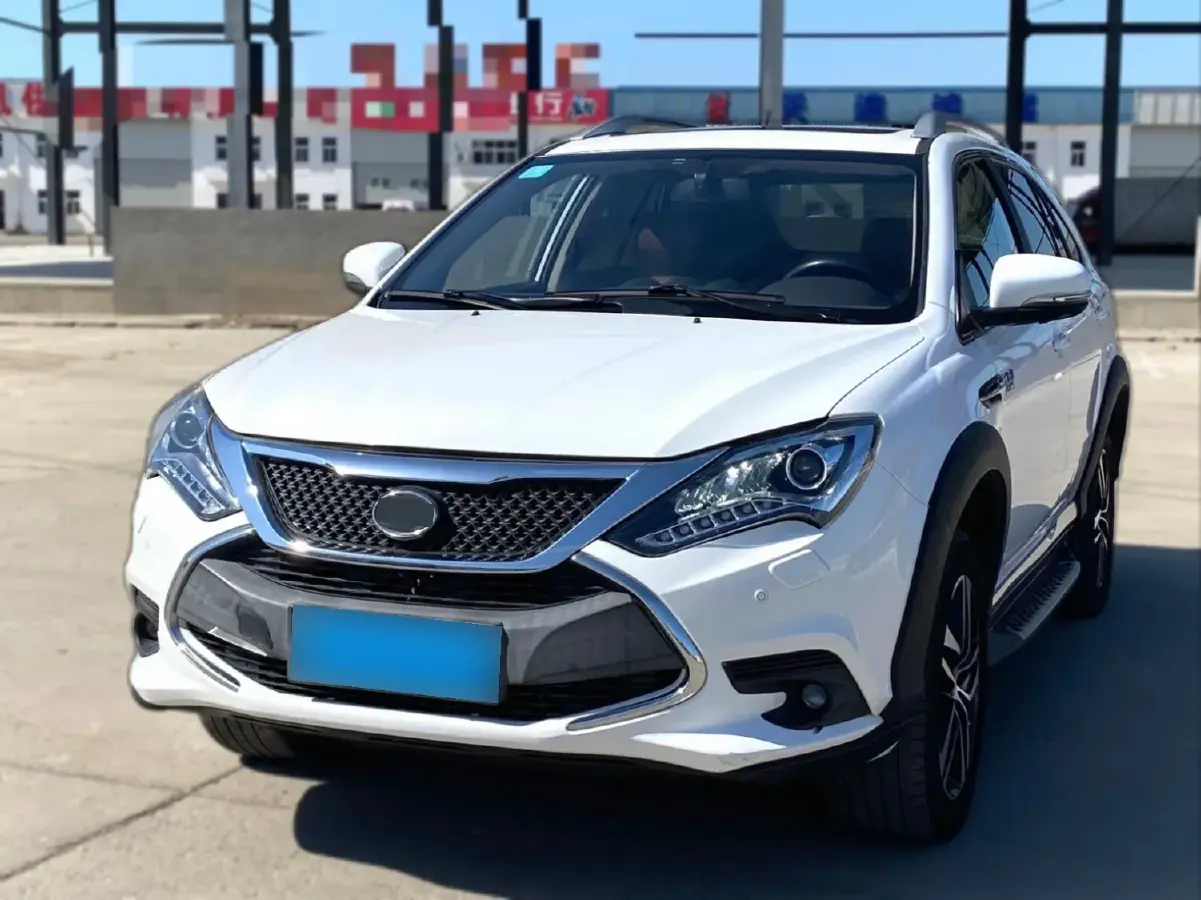 2015 BYD Tang 2.0T 205HP L4 6DCT PHEV