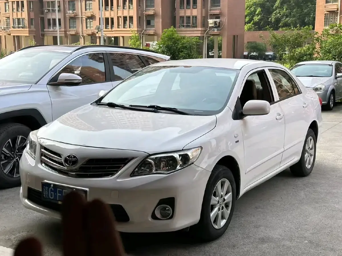 2011 Toyota Corolla 1.8L 140HP L4 CVT