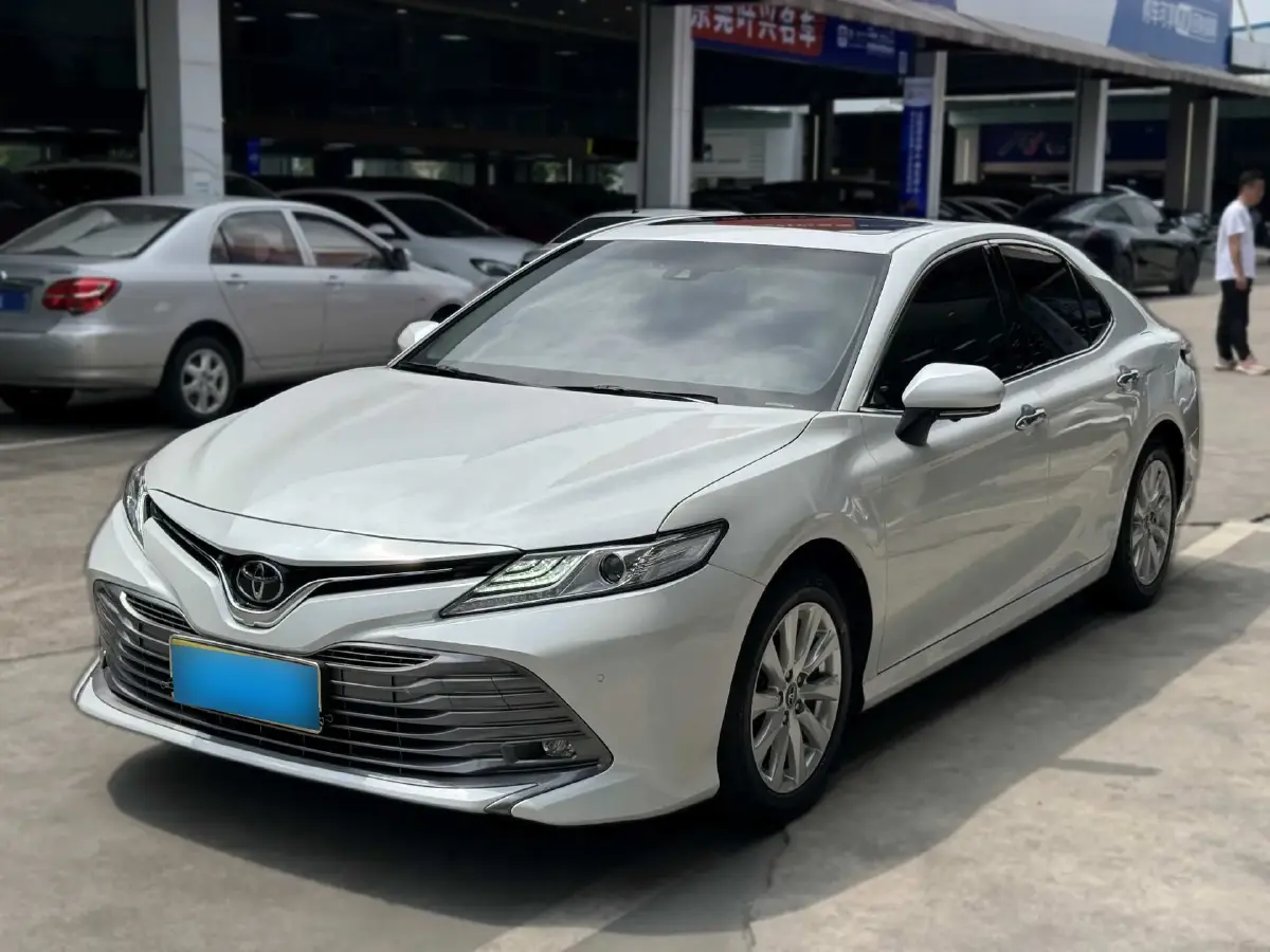2019 Toyota Camry 2.0L 178HP L4 CVT