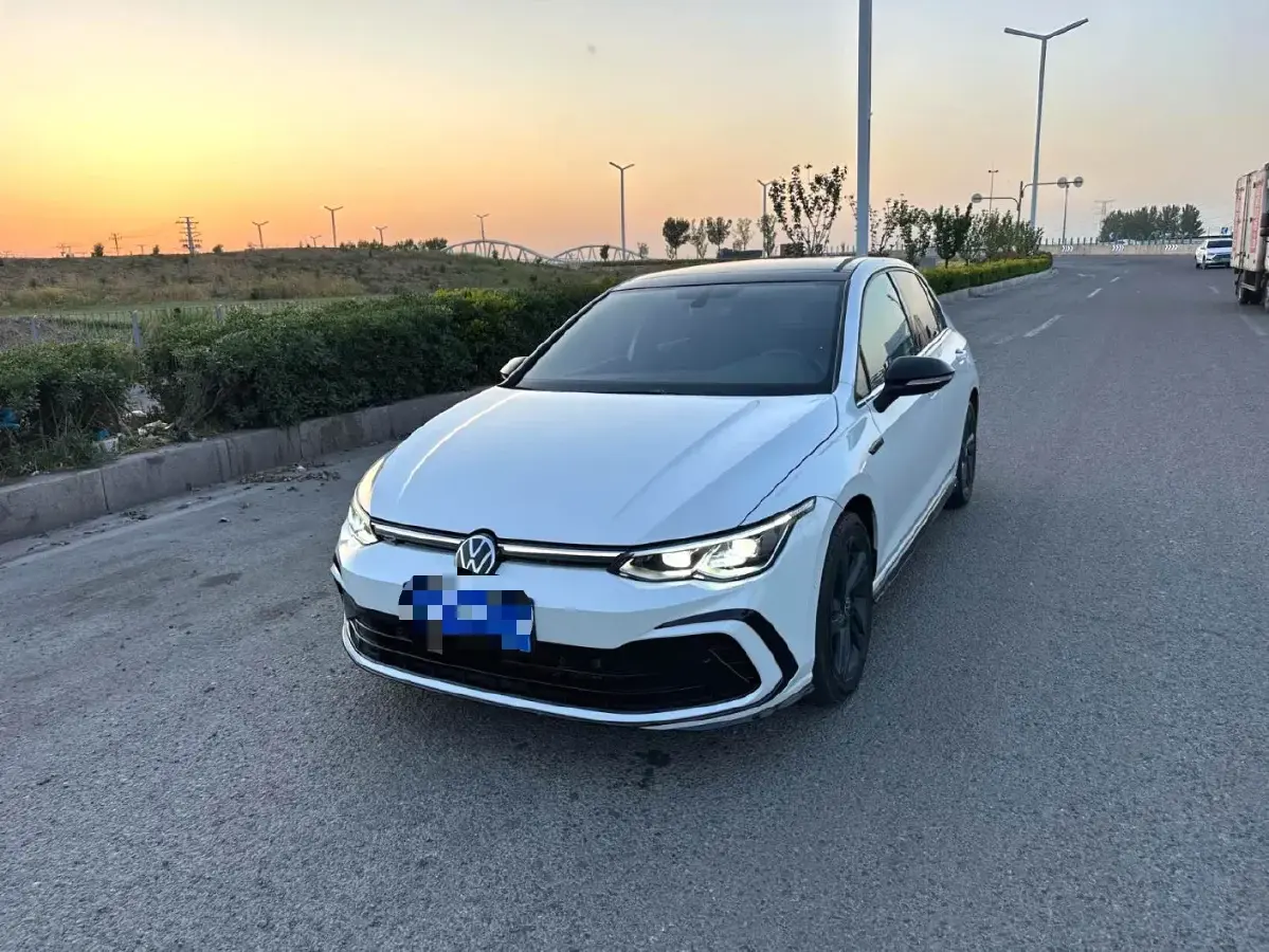 2023 Volkswagen Golf 1.4T 150HP L4 7DCT