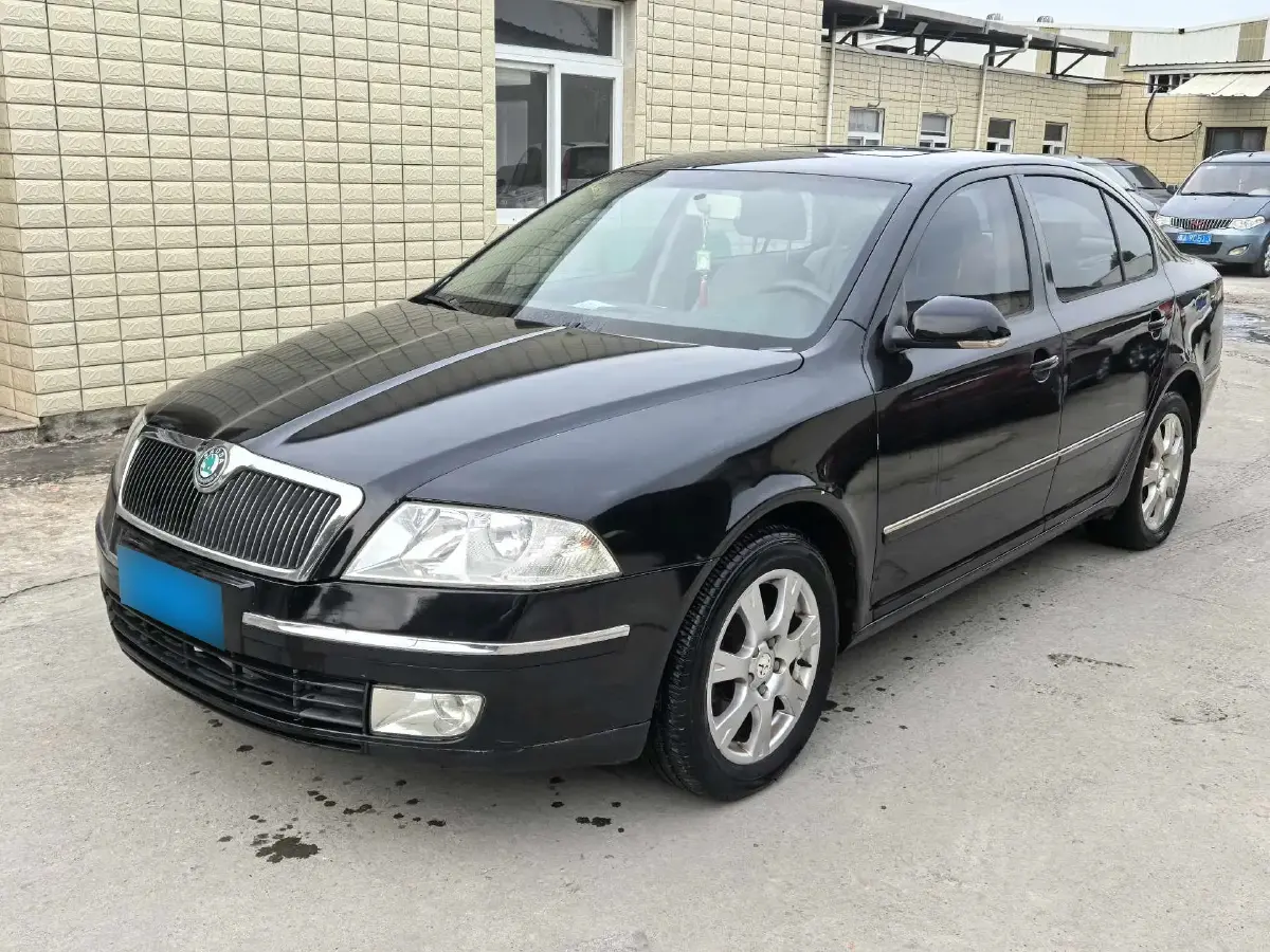 2009 Skoda Octavia 1.6L 105HP L4 6AT