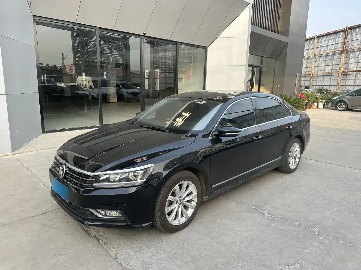 2017 Volkswagen Passat 1.4T 150HP L4 7DCT