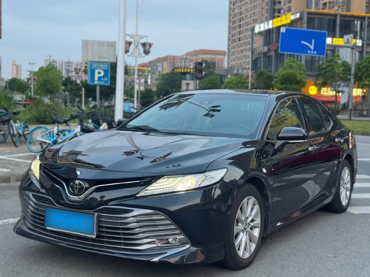 2018 Toyota Camry 2.0L 169HP L4 6AT