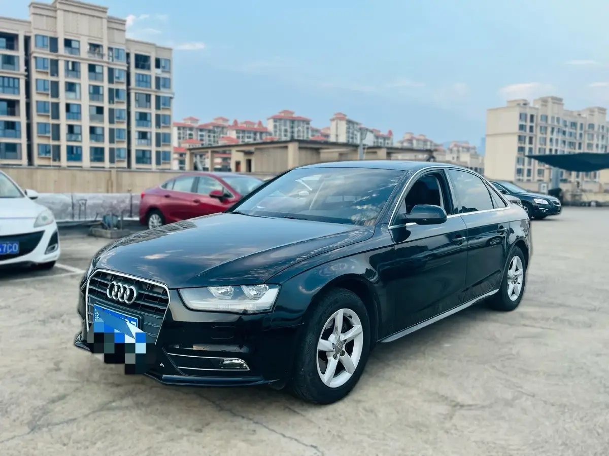 2013 Audi A4L 1.8T 160HP L4 CVT