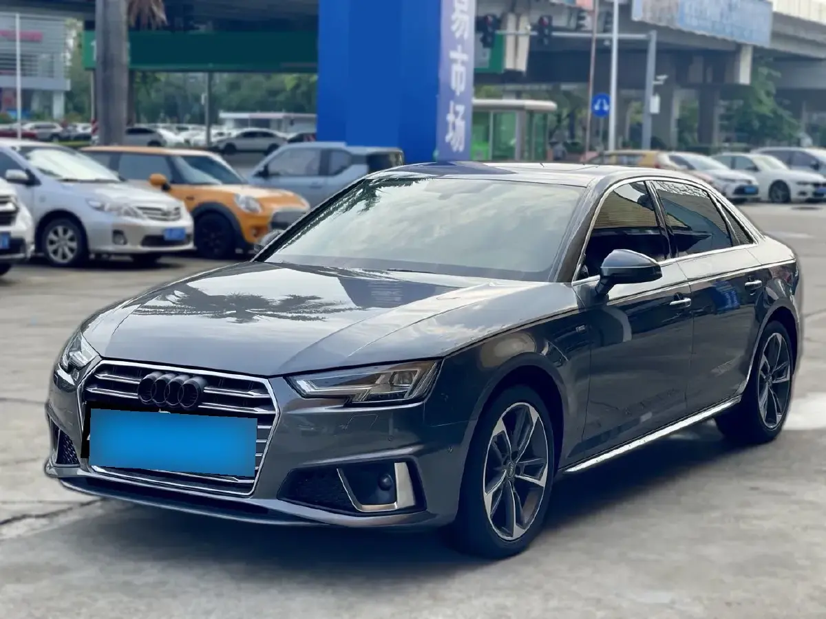 2019 Audi A4L 2.0T 190HP L4 7DCT