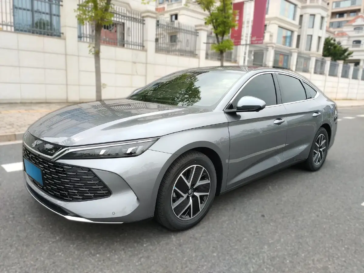 2024 BYD QinL 1.5L 101HP L4 E-CVT PHEV 10.08KWH