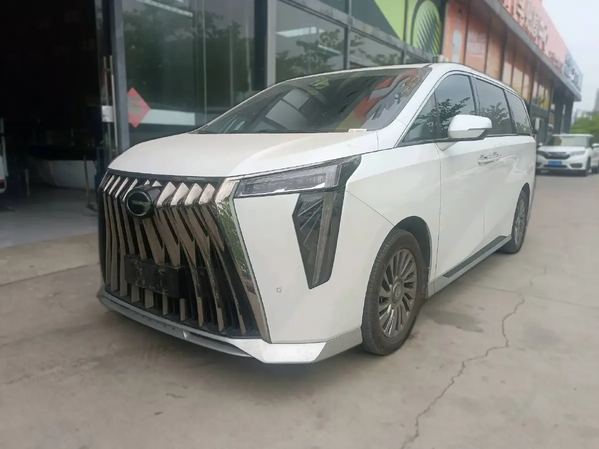 2023 GAC Trumpchi M8 2.0T 252HP L4 8AT