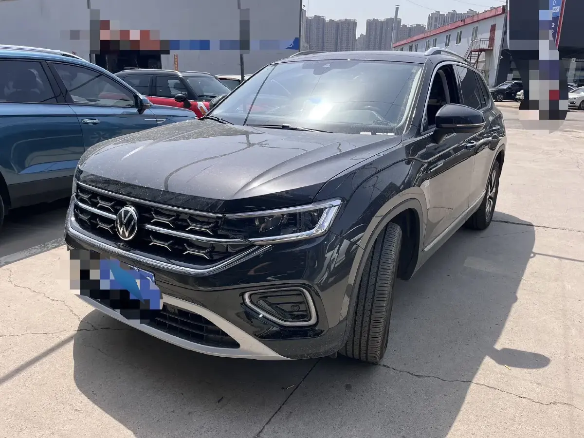 2023 Volkswagen Tayron 2.0T 186HP L4 7DCT