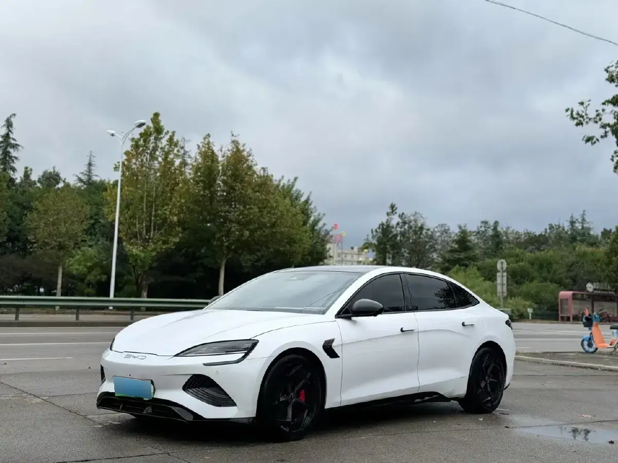 2022 BYD Seal BEV 82.5KWH