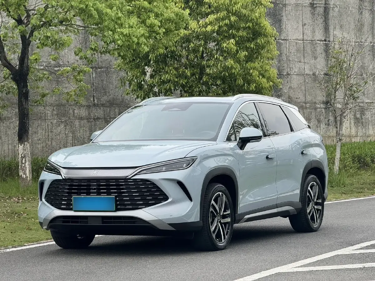 2024 BYD SongL DM-i 1.5L 101HP L4 E-CVT PHEV 18.3KWH