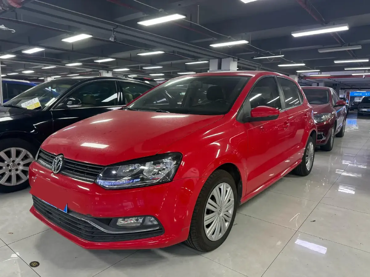 2016 Volkswagen Polo 1.6L 110HP L4 5MT