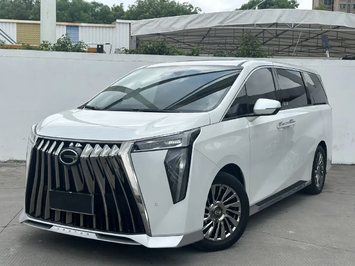 2023 GAC Trumpchi M8 2.0T 252HP L4 8AT