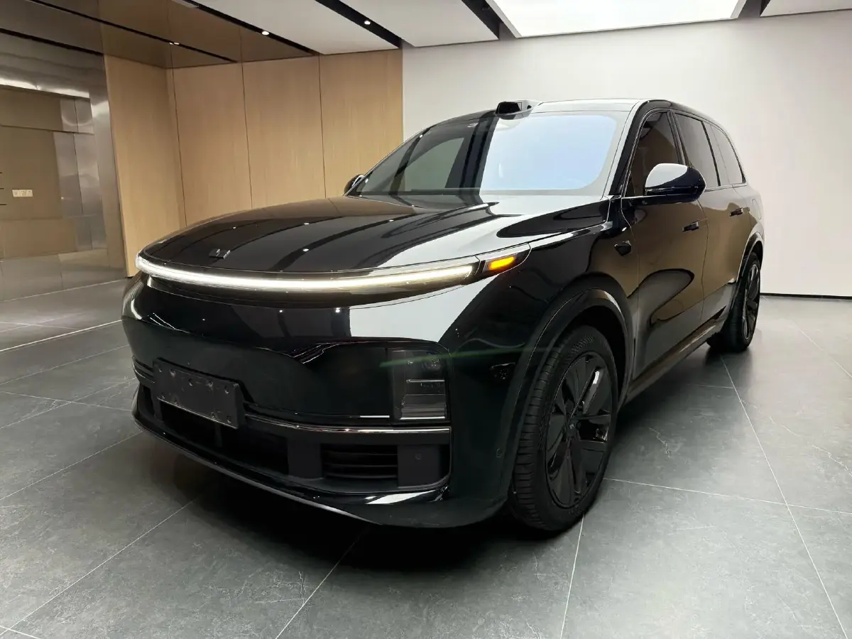 2022 Li L9 Range Extended 154HP REEV 42.6KWH