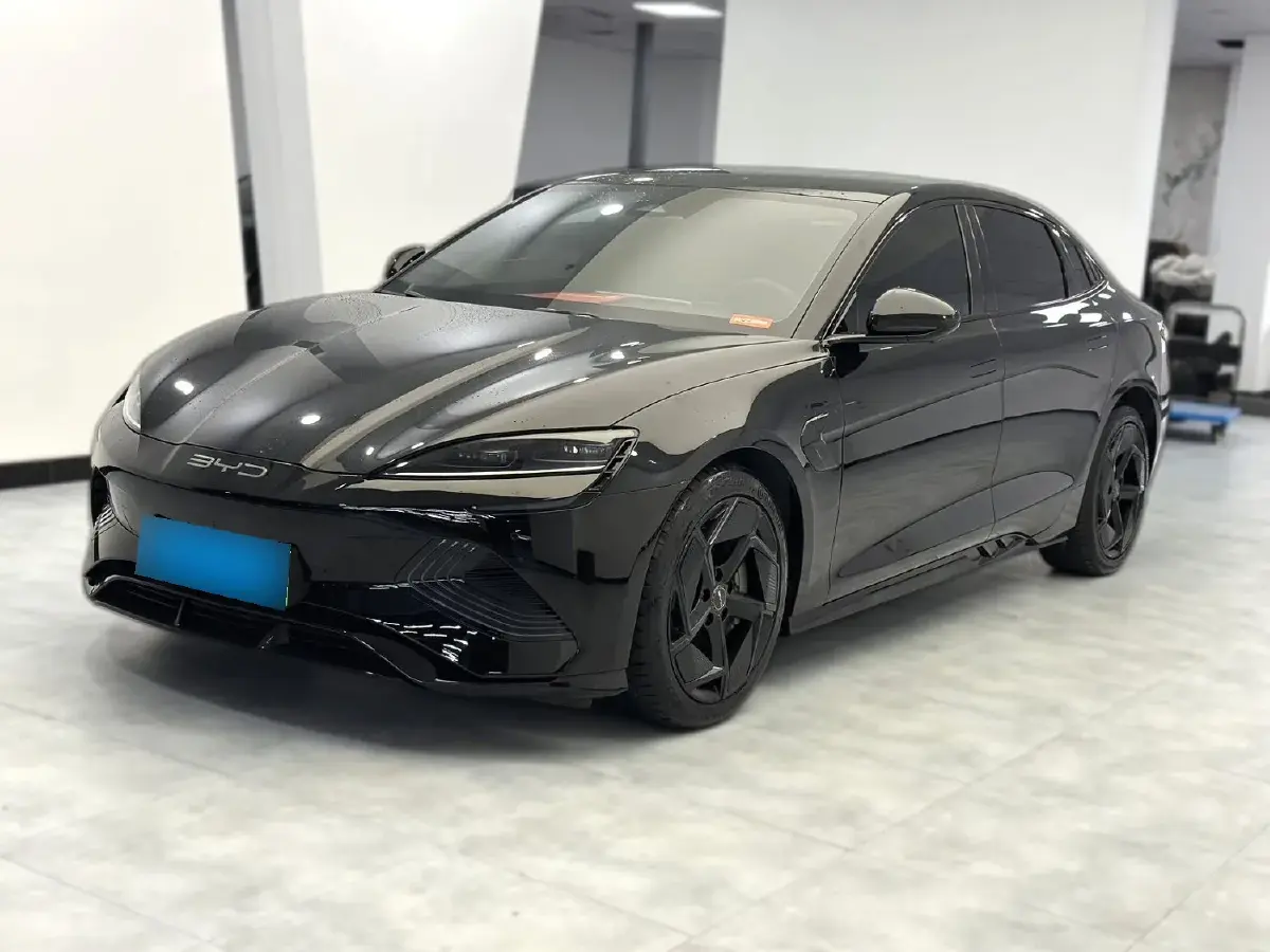 2024 BYD Seal BEV 82.5KWH