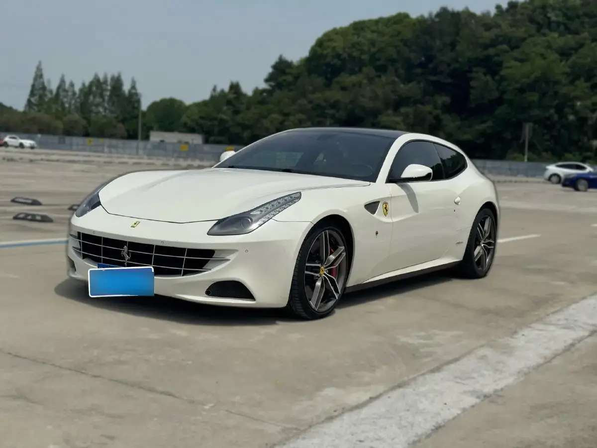 2012 Ferrari FF 6.3L 660HP V12 7DCT