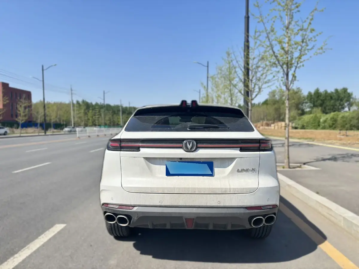 2021 ChangAn UNI-K 2.0T 233HP L4 8AT,autocango,china used car exporter,china ev exporter,chinese used car exporter,chinese used ev exporter