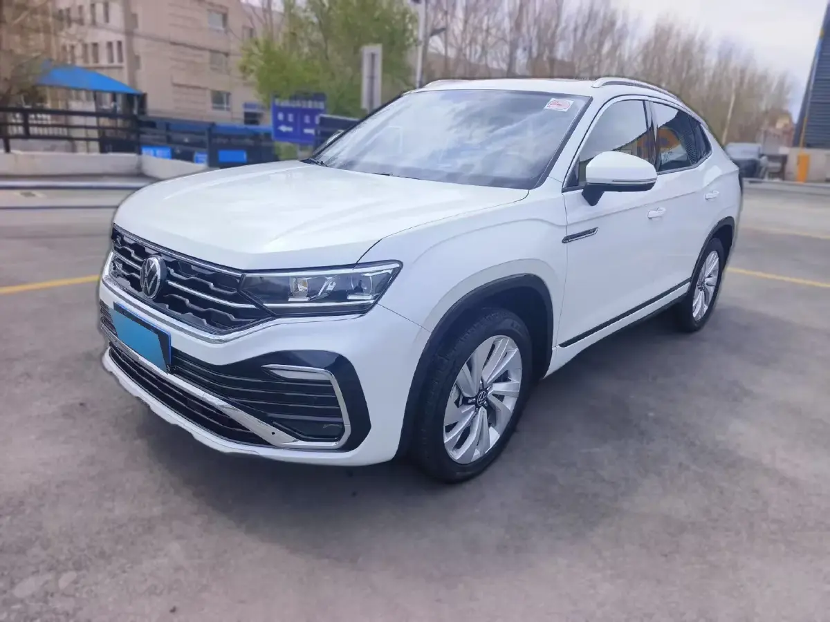 2020 Volkswagen Tayron X 2.0T 186HP L4 7DCT