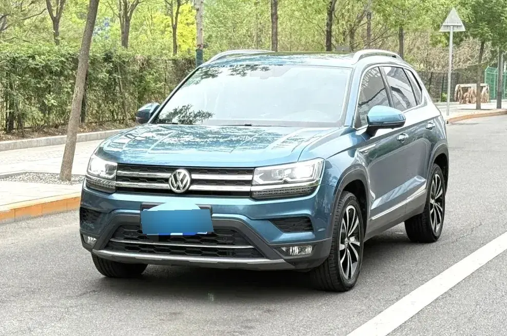 2019 Volkswagen Tharu 2.0T 186HP L4 7DCT