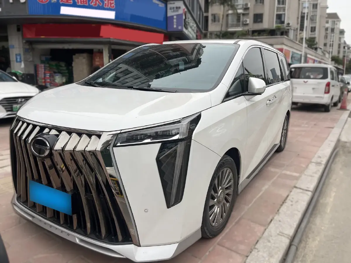 2023 GAC Trumpchi M8 2.0T 252HP L4 8AT