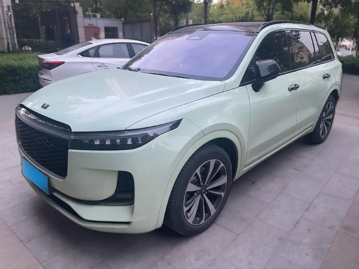 2021 Li ONE Range Extended 131HP REEV 40.5KWH