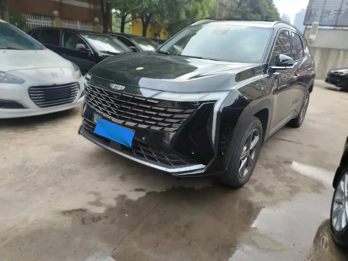 2023 Geely StarRay 1.5T 181HP L4 7DCT