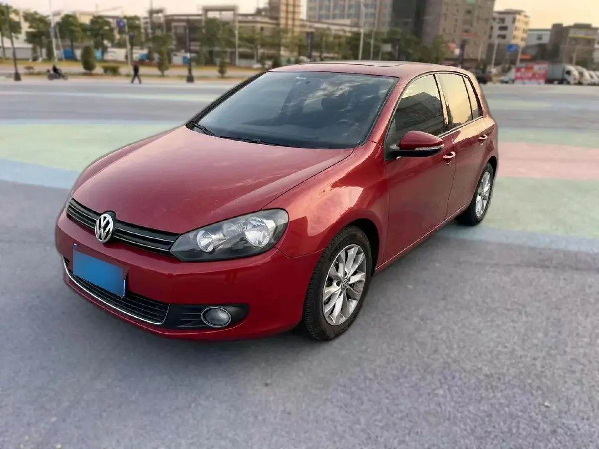 2012 Volkswagen Golf 1.4T 131HP L4 5MT