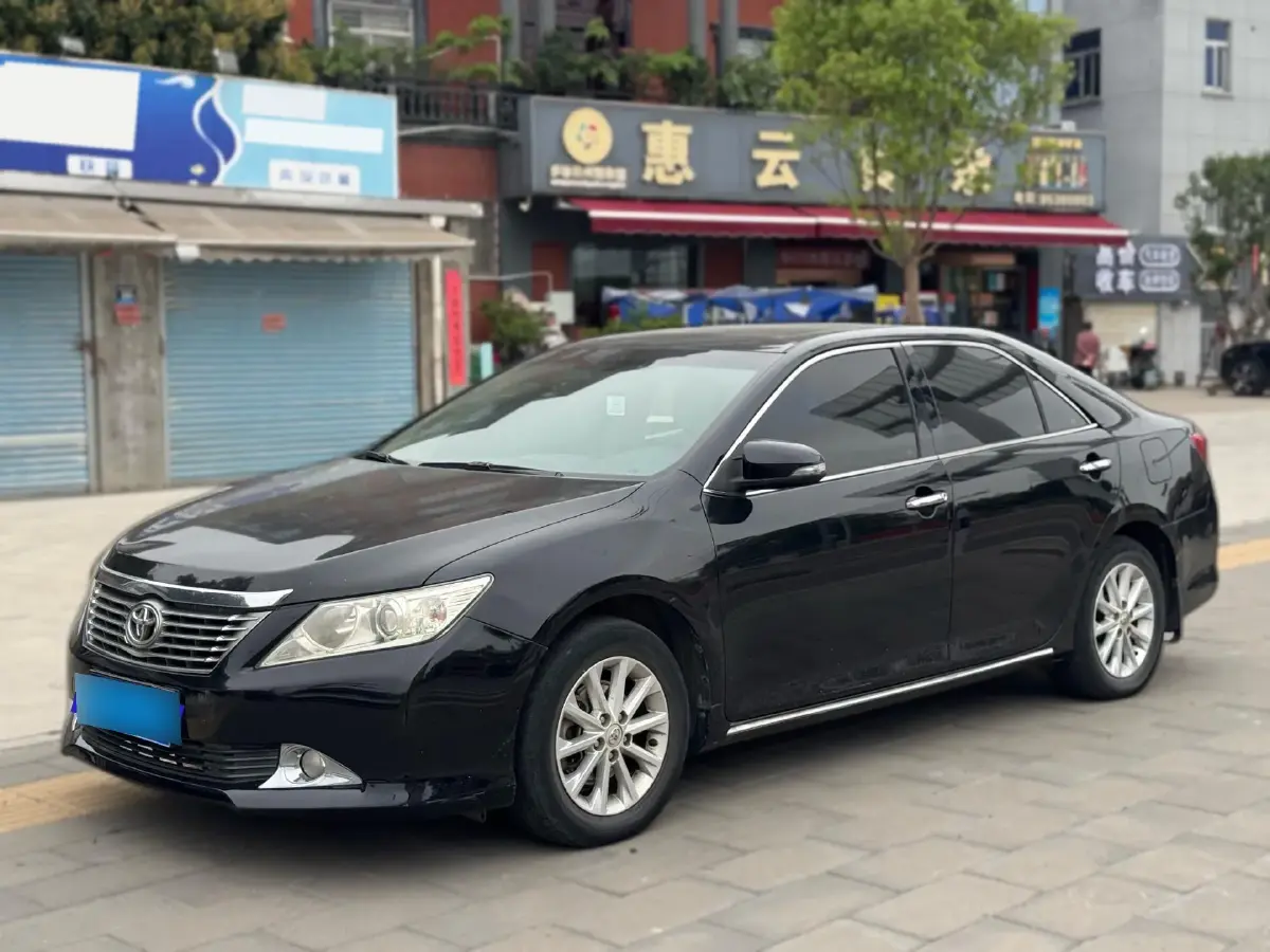 2013 Toyota Camry 2.0L 148HP L4 4AT