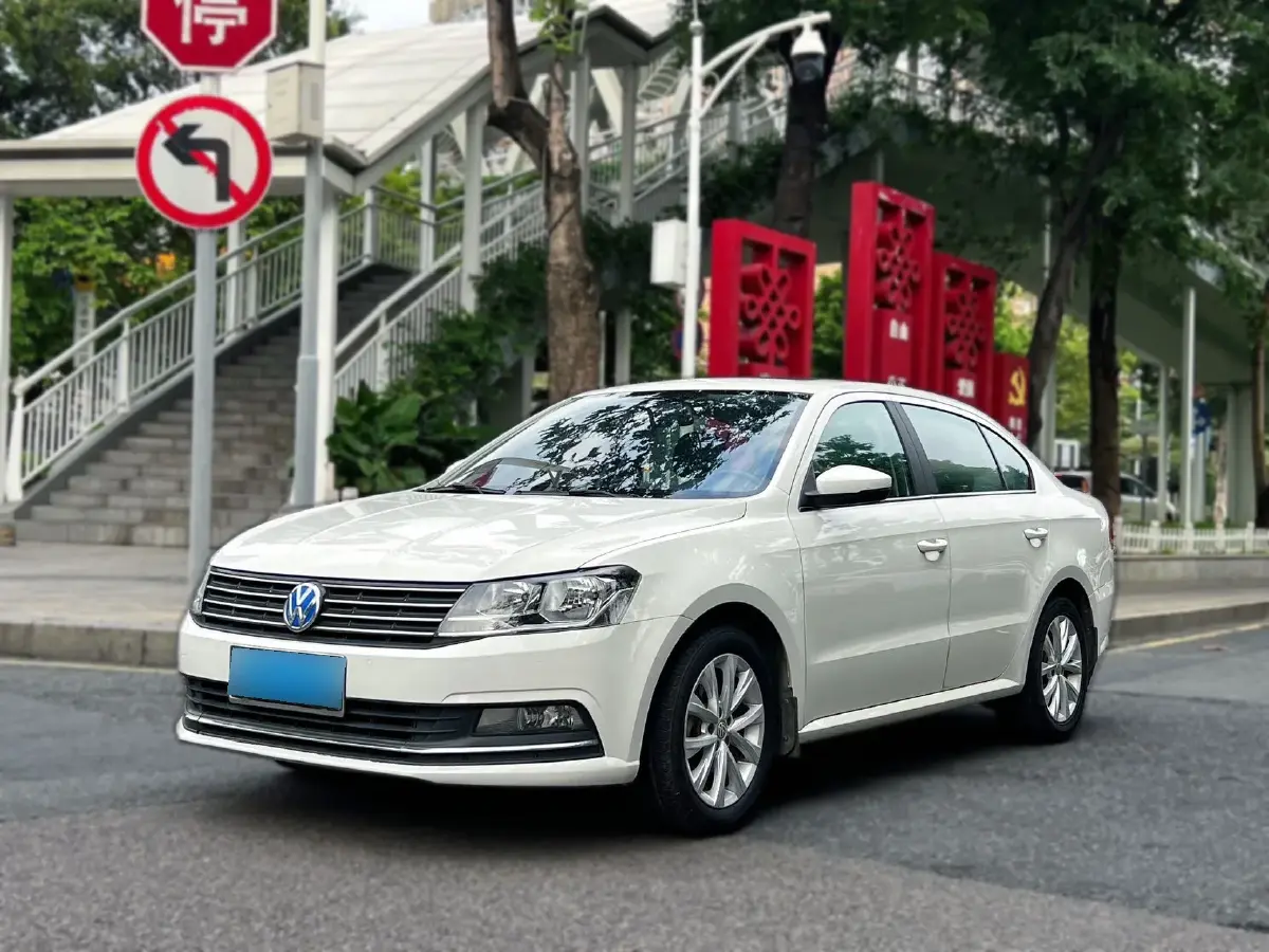 2017 Volkswagen Lavida 1.4T 131HP L4 7DCT