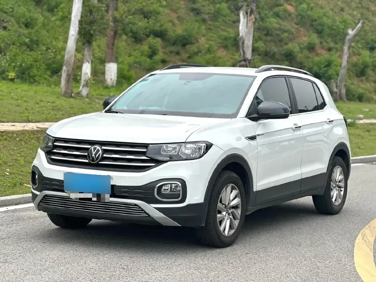 2021 Volkswagen Tacqua 1.5L 113HP L4 5MT