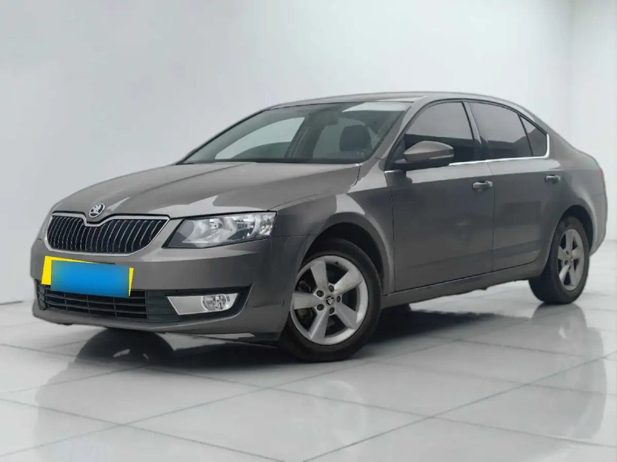 2015 Skoda Octavia 1.6L 110HP L4 6AT