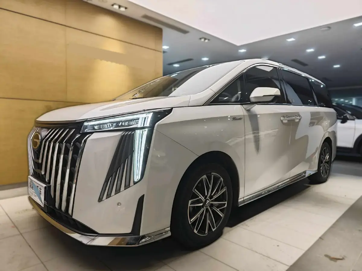 2024 GAC Trumpchi M8 2.0T 252HP L4 8AT