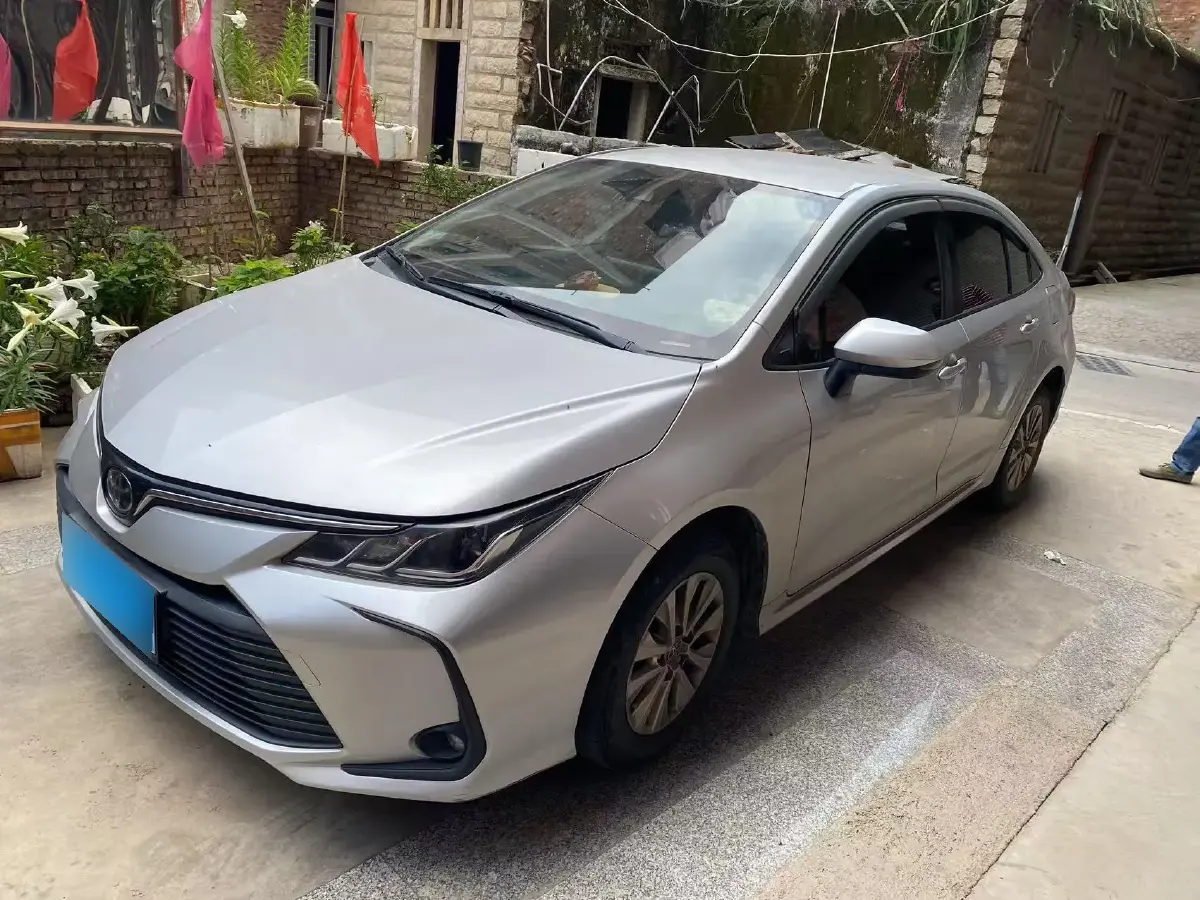 2021 Toyota Corolla 1.2T 116HP L4 CVT