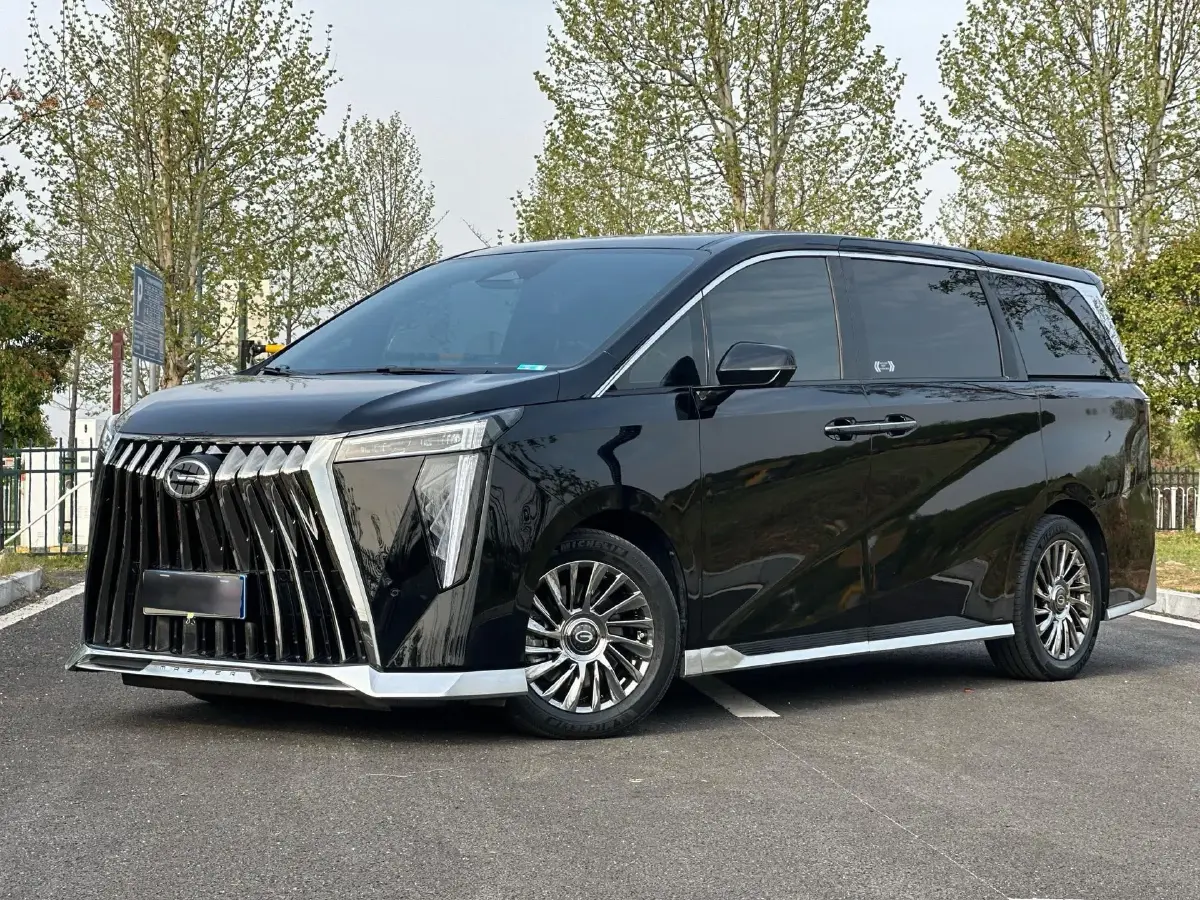 2023 GAC Trumpchi M8 2.0T 252HP L4 8AT