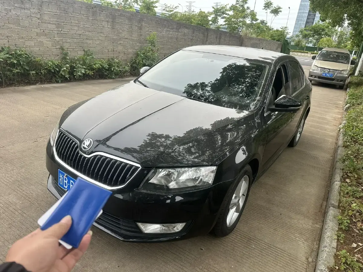 2015 Skoda Octavia 1.4T 150HP L4 7DCT