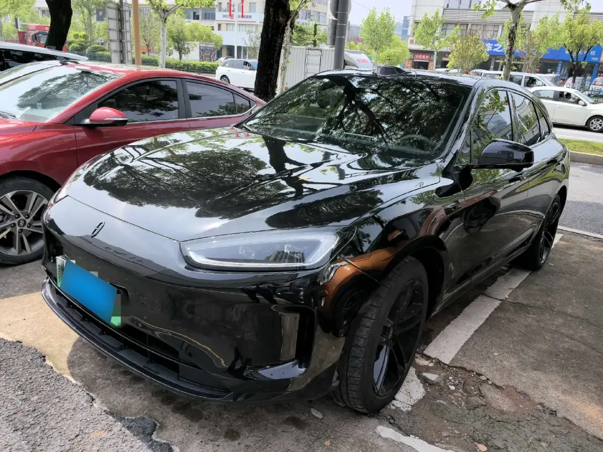 2024 HIMA AITO M5 1.5T 152HP L4 REEV 42KWH