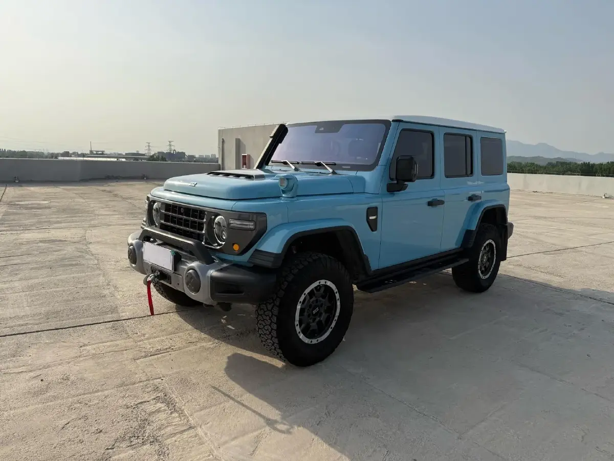 2025 212 212 T01 2.0T 252HP L4 8AT