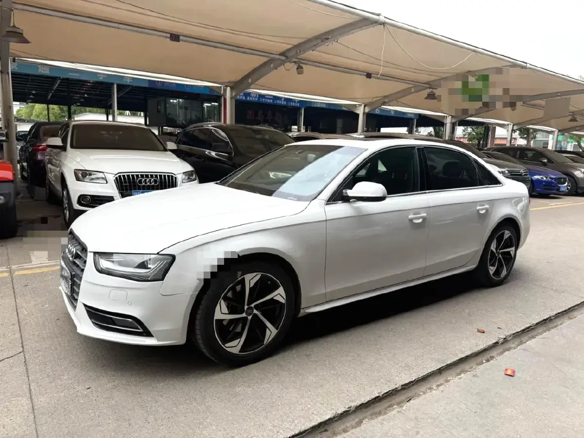 2013 Audi A4L 2.0T 180HP L4 CVT