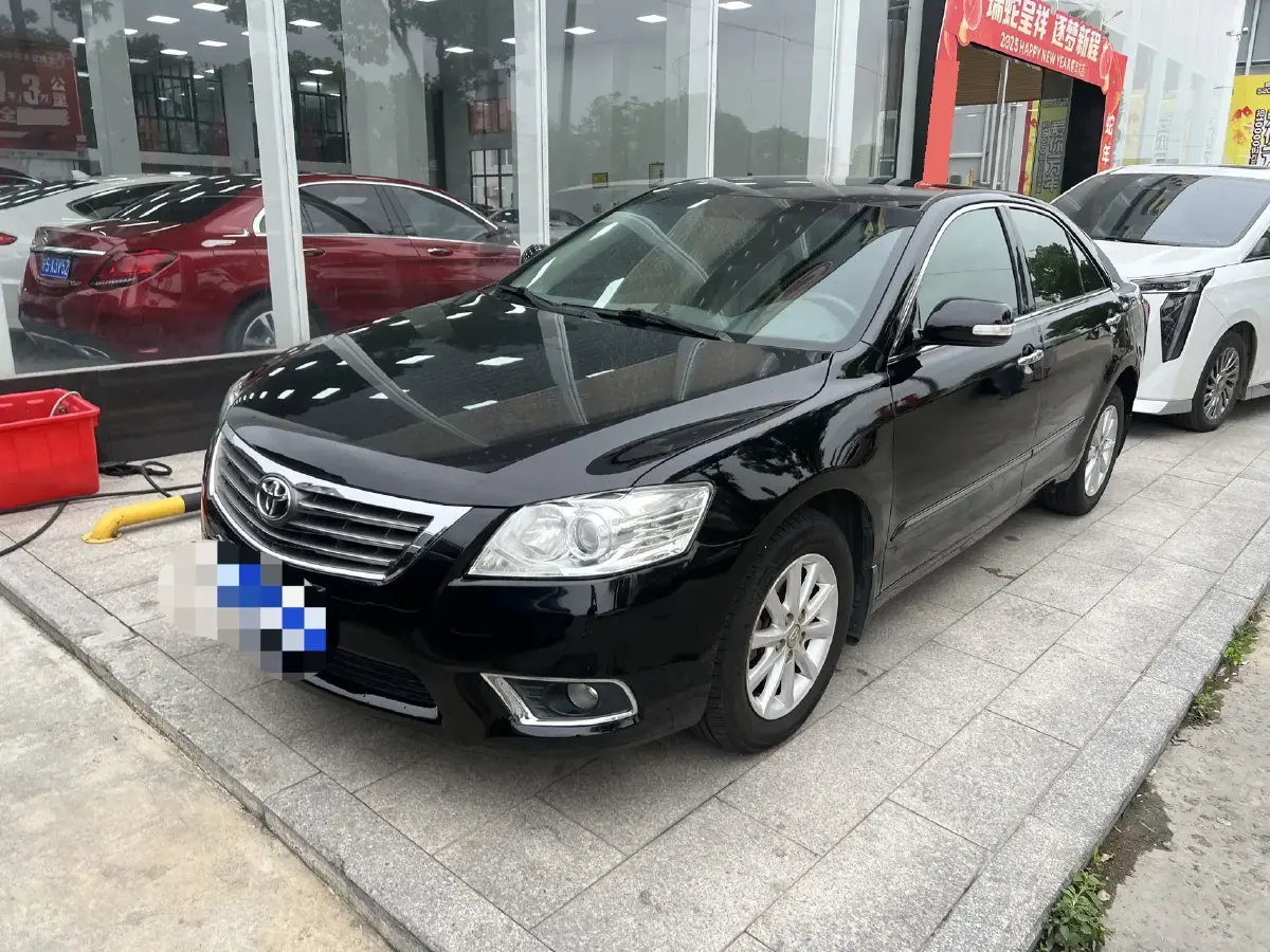 2012 Toyota Camry 2.0L 147HP L4 4AT