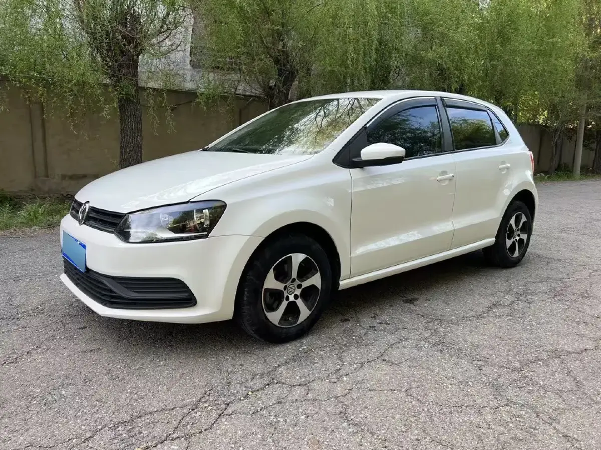 2018 Volkswagen Polo 1.5L 110HP L4 6AT