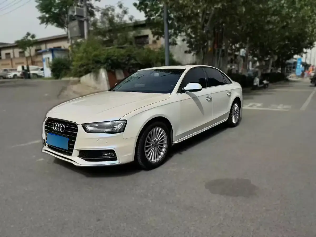 2015 Audi A4L 2.0T 180HP L4 CVT
