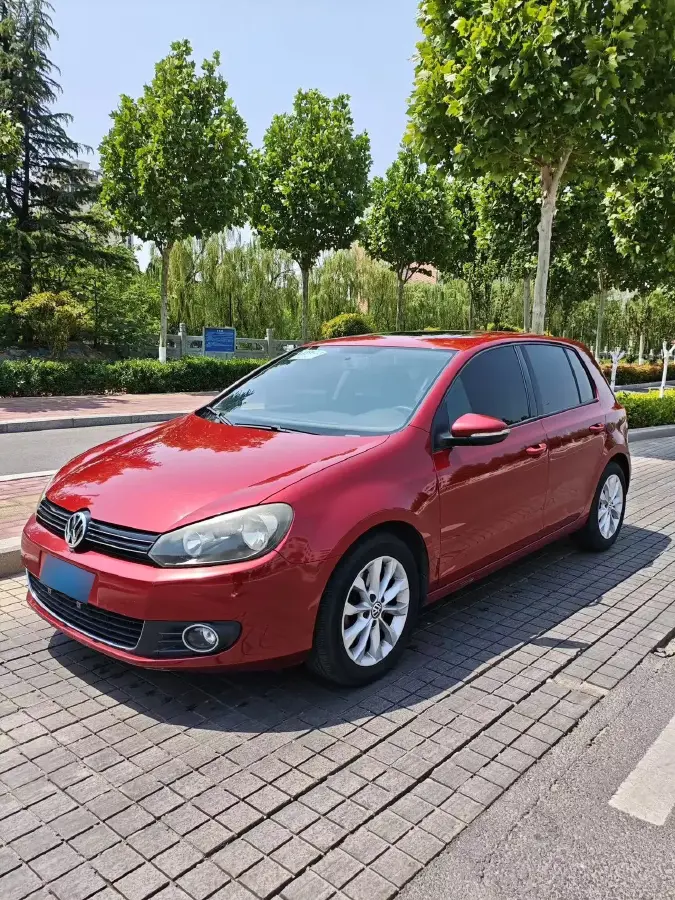 2012 Volkswagen Golf 1.4T 131HP L4 5MT