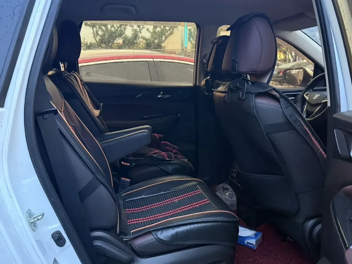 2017 ChangAn Linmax 1.6L 125HP L4 5MT,autocango,china used car exporter,china ev exporter,chinese used car exporter,chinese used ev exporter