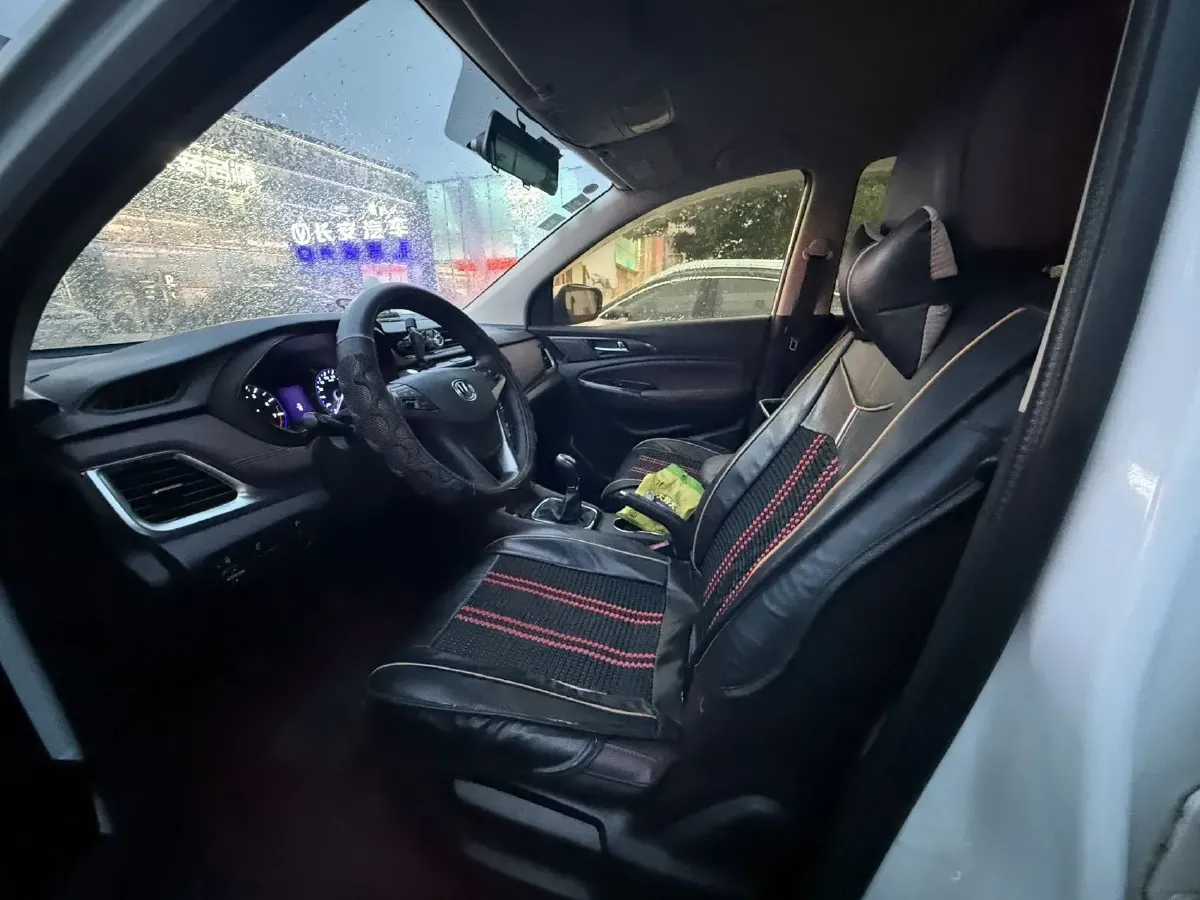 2017 ChangAn Linmax 1.6L 125HP L4 5MT,autocango,china used car exporter,china ev exporter,chinese used car exporter,chinese used ev exporter