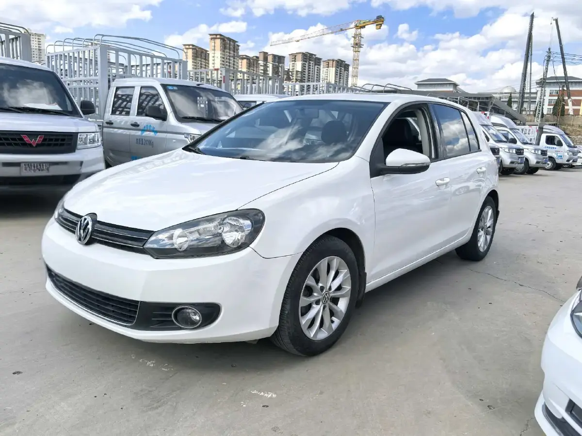 2012 Volkswagen Golf 1.4T 131HP L4 5MT