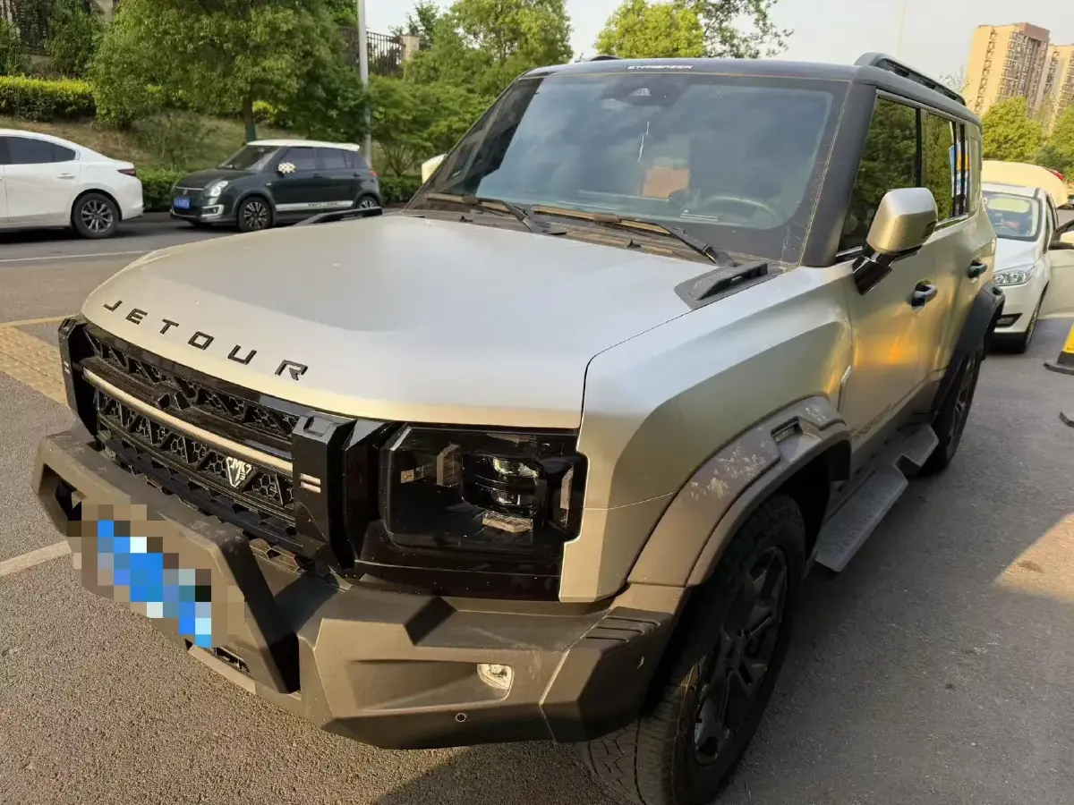 2023 Jetour Traveller 2.0T 254HP L4 7DCT