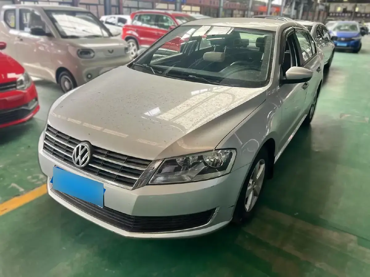 2013 Volkswagen Lavida 1.6L 110HP L4 5MT