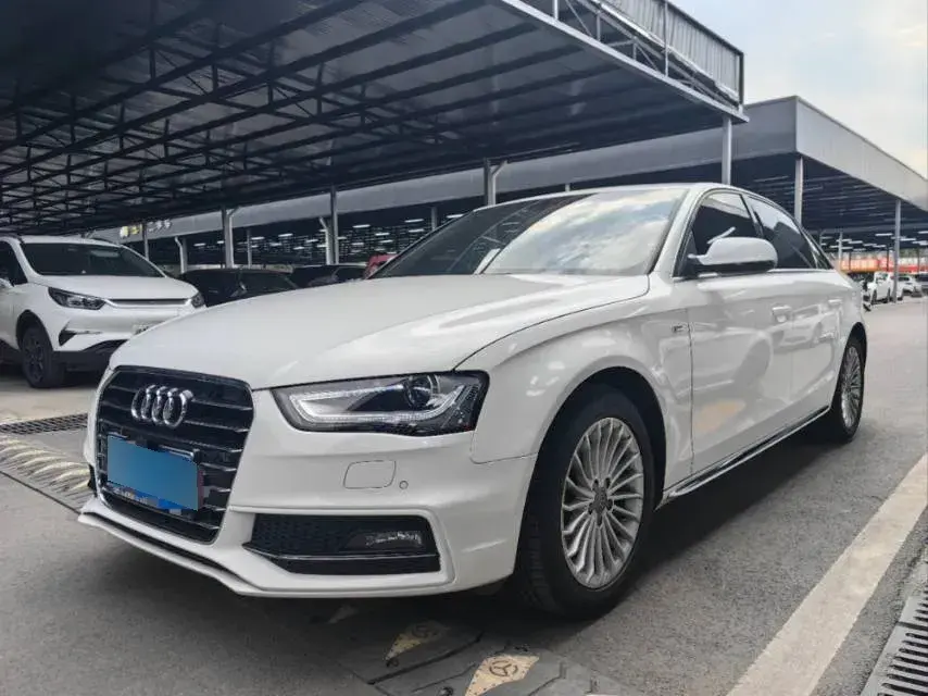 2016 Audi A4L 2.0T 180HP L4 CVT