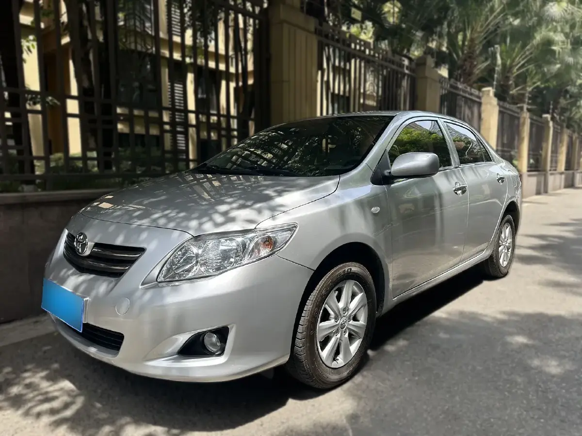 2011 Toyota Corolla 1.8L 140HP L4 CVT